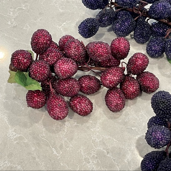 Lot of 3 - Vintage Beaded Grape Clusters. Artificial Fruit Decor. - Picture 2 of 4